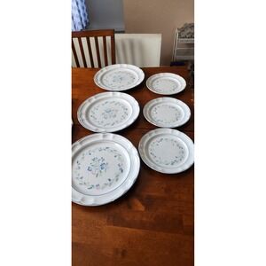 Floral Expressions Stoneware Plates Blue Pink Floral Design Set of 6 Japan